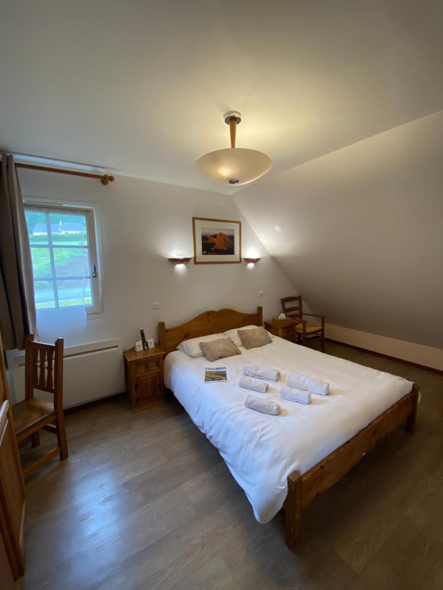 Logis Hotel Restaurant Auberge Du Bougnat Saint-Victor-la-Riviere Ngoại thất bức ảnh